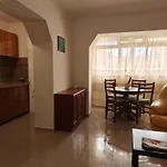 Leti\'S Flat 5 Min From Bllok And From Lake